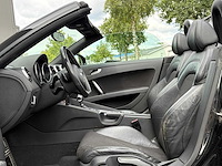 Audi - tt roadster - 3.2 v6 quattro - 2007 - 77-xn-ls - afbeelding 3 van  21