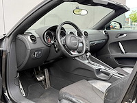Audi - tt roadster - 3.2 v6 quattro - 2007 - 77-xn-ls - afbeelding 4 van  21