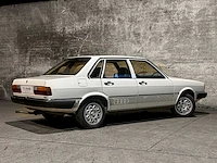 Audi 80 1.6 gle 110pk 1979 -oldtimer- - afbeelding 4 van  33