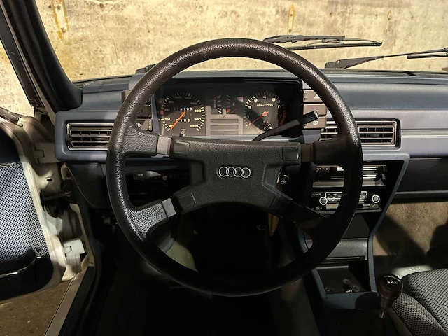 Audi 80 1.6 gle 110pk 1979 -oldtimer- - afbeelding 6 van  33
