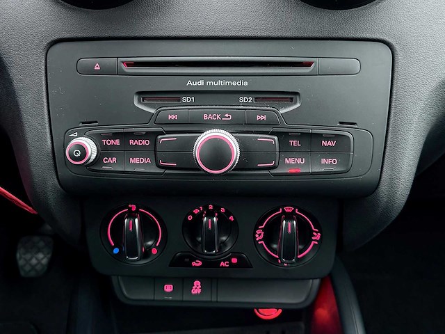 Audi a1 1.2 tfsi admired s line | 6-kng-43 i - afbeelding 9 van  17