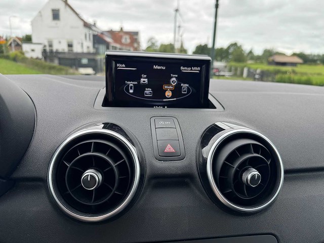 Audi a1 1.2 tfsi ambition l-860-gn - afbeelding 17 van  24