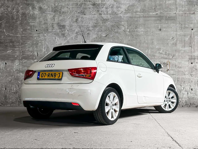 Audi a1 1.2 tfsi ambition pro line business 86pk 2011 (origineel-nl), 07-rnb-3 - afbeelding 2 van  61