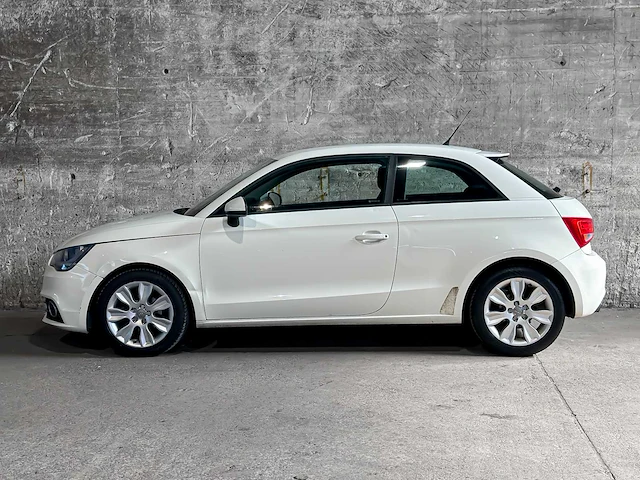 Audi a1 1.2 tfsi ambition pro line business 86pk 2011 (origineel-nl), 07-rnb-3 - afbeelding 8 van  61