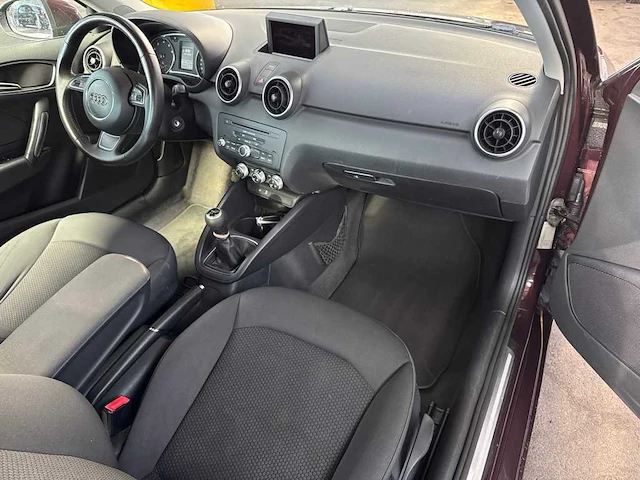 Audi a1 / 1.2 tfsi attr. pl.b. *, 73-pbp-8 - afbeelding 8 van  19