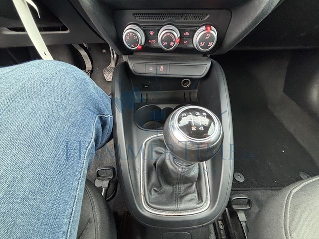 Audi a1 1.2 tfsi attraction, 2011 - afbeelding 9 van  31