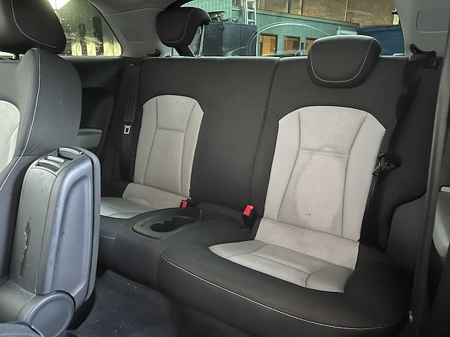 Audi a1 1.4 tfsi amb. pl. b. 122pk 2011, 56-pdd-6 - afbeelding 24 van  38