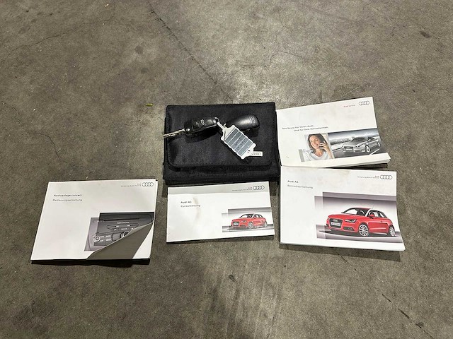 Audi a1 1.4 tfsi ambition pro line business s-line 122pk 2010, k-088-rn - afbeelding 30 van  36