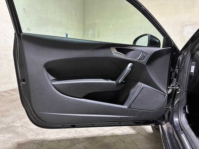 Audi a1 1.4 tfsi ambition pro line business s-line 122pk 2010, k-088-rn - afbeelding 22 van  36