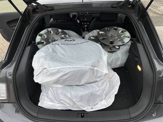 Audi a1 1.4 tfsi s edition 2011 | 1-xpn-63 - afbeelding 10 van  22