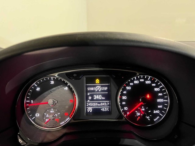 Audi a1 1.6 tdi attr. pl. b, rv-600-h - afbeelding 2 van  14