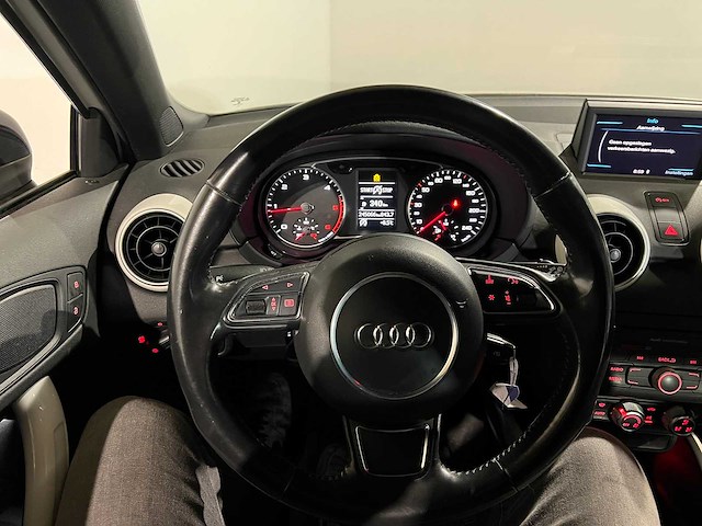 Audi a1 1.6 tdi attr. pl. b, rv-600-h - afbeelding 3 van  14