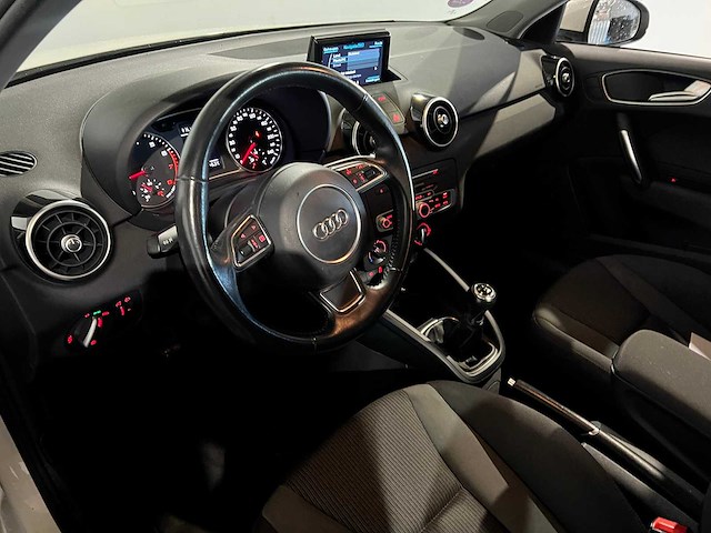 Audi a1 sportback 1.0 tfsi sport pro l, jp-417-x - afbeelding 7 van  7