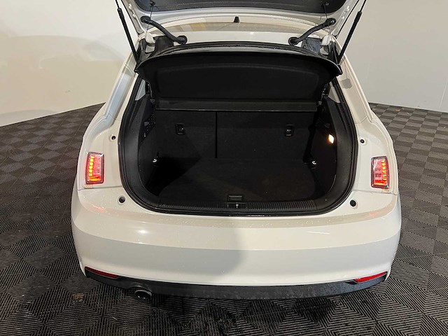 Audi a1 sportback 1.0 tfsi sport pro l, jp-417-x - afbeelding 10 van  15