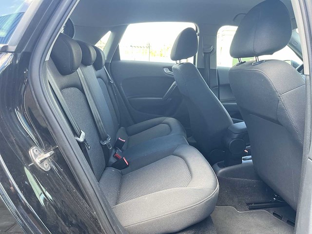 Audi a1 sportback 1.0 tfsi sport pro line s 2016 | rt-757-x - afbeelding 14 van  24