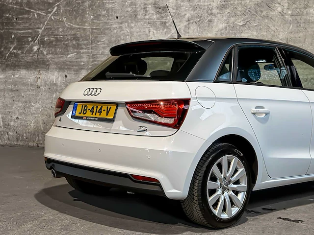 Audi a1 sportback 1.4 tdi design pro line 90pk 2016 (origineel-nl), jb-414-v - afbeelding 7 van  56