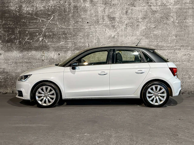 Audi a1 sportback 1.4 tdi design pro line 90pk 2016 (origineel-nl), jb-414-v - afbeelding 14 van  56