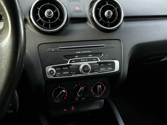 Audi a1 sportback 1.4 tdi design pro line 90pk 2016 (origineel-nl), jb-414-v - afbeelding 24 van  56