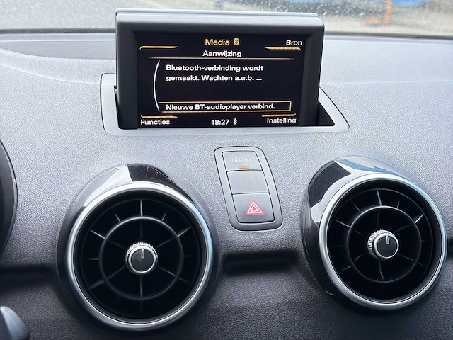 Audi a1 sportback 1.4 tfsi pro line s | zh-504-d i - afbeelding 10 van  21