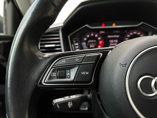 Audi a1 sportback 25 tfsi pro line 95pk 2023 (origineel-nl) automaat, r-150-zb - afbeelding 15 van  60