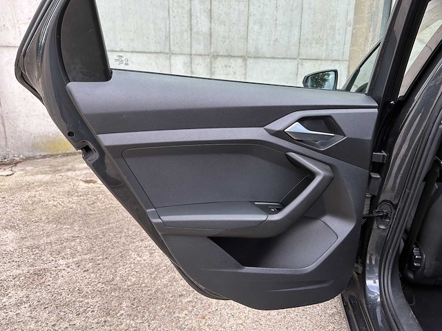 Audi a1 sportback 25 tfsi pro line 95pk 2023 (origineel-nl) automaat, r-150-zb - afbeelding 27 van  60