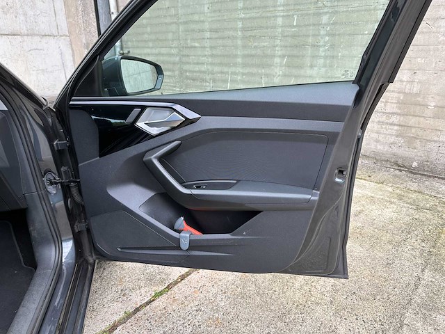 Audi a1 sportback 25 tfsi pro line 95pk 2023 (origineel-nl) automaat, r-150-zb - afbeelding 32 van  60