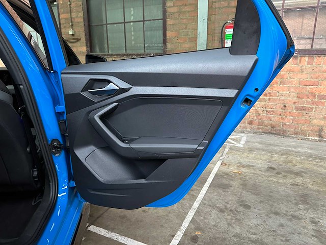 Audi a1 sportback 25 tfsi s line pro line s 95pk 2019 nieuw-model, zb-011-f - afbeelding 31 van  43