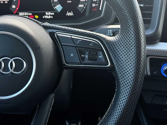 Audi a1 sportback 30 tfsi s edition | s-661-hv - afbeelding 3 van  42