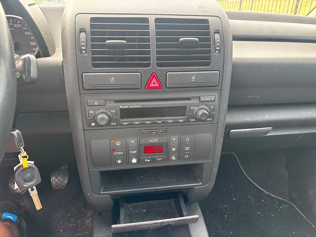 Audi a2 1.4 2003 | s-514-zz i - afbeelding 4 van  13