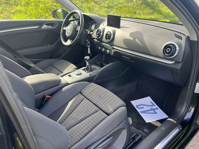 Audi a3 - 1.2 tfsi ambit.pro l, 4-tdh-32 - afbeelding 7 van  11
