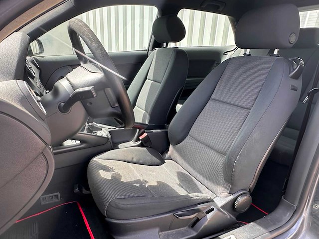 Audi a3 - 1.6 attraction , 2-xzs-52 - afbeelding 3 van  5