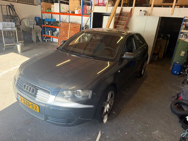 Audi a3 1.6 attraction, 2-xzs-52 - afbeelding 1 van  14
