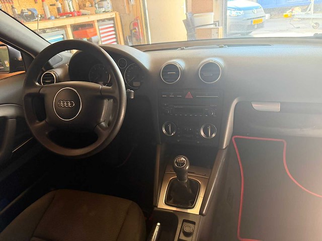Audi a3 1.6 attraction, 2-xzs-52 - afbeelding 11 van  14