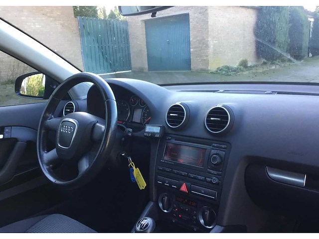 Audi a3 1.6 fsi attr. pl bns coupe 2007 - afbeelding 11 van  12