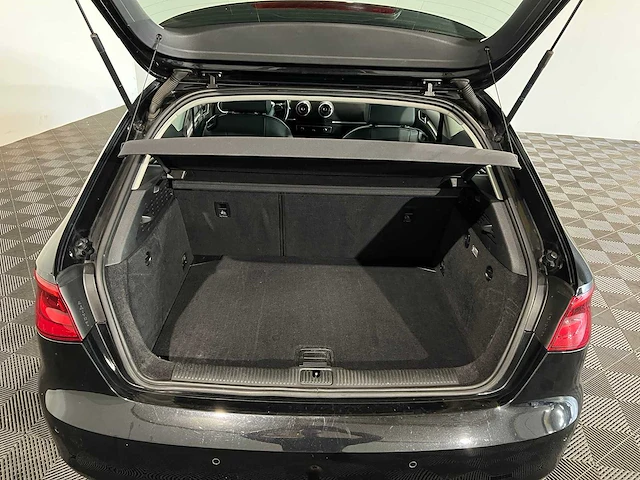 Audi a3 1.8 tfsi ambi. pl, 5-kjn-34 - afbeelding 13 van  18