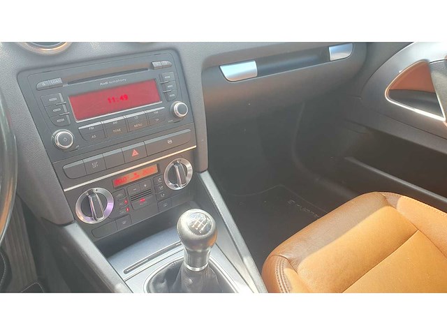 Audi a3 1.8 tfsi attraction pro line, 49-hhp-1 - afbeelding 13 van  15