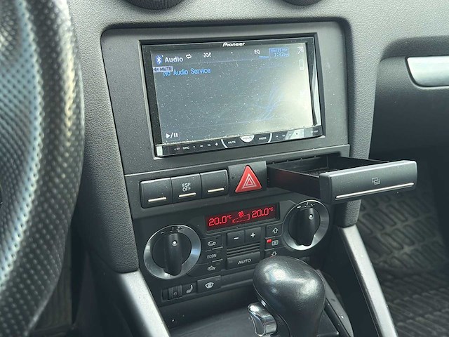 Audi a3 2.0 fsi attraction | rs-202-h i - afbeelding 14 van  30