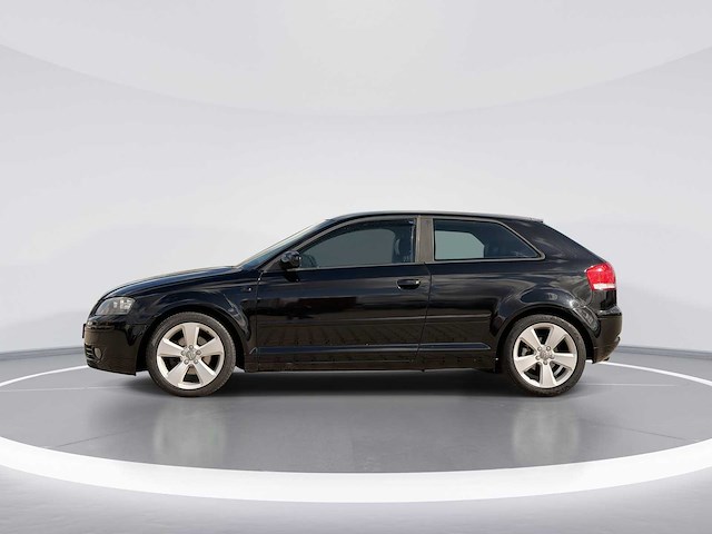 Audi a3 2.0 fsi attraction | rs-202-h i - afbeelding 12 van  30
