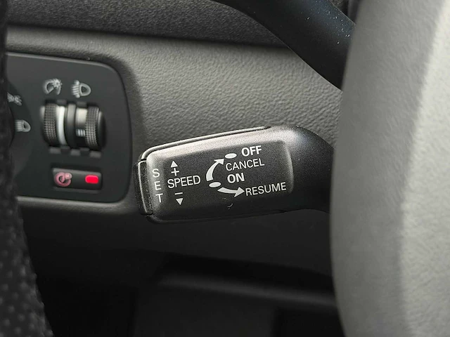 Audi a3 2.0 fsi | rs-202-h i - afbeelding 18 van  32