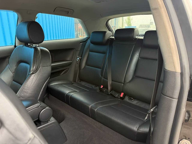 Audi a3 2.0 fsi | rs-202-h i - afbeelding 19 van  32
