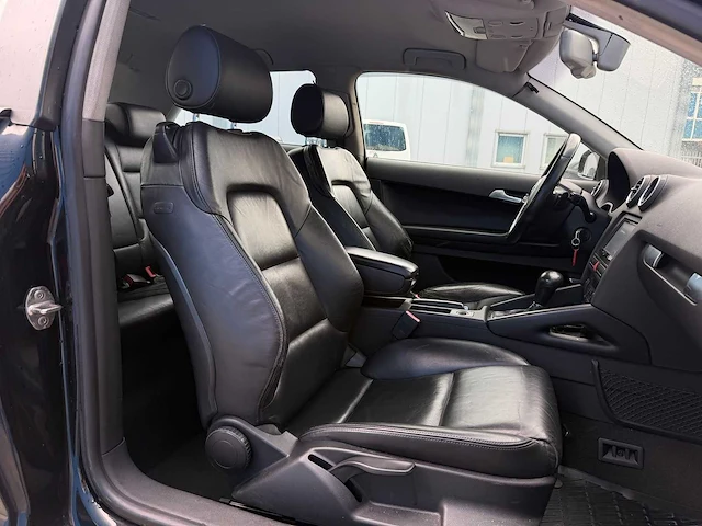 Audi a3 2.0 fsi | rs-202-h i - afbeelding 21 van  32