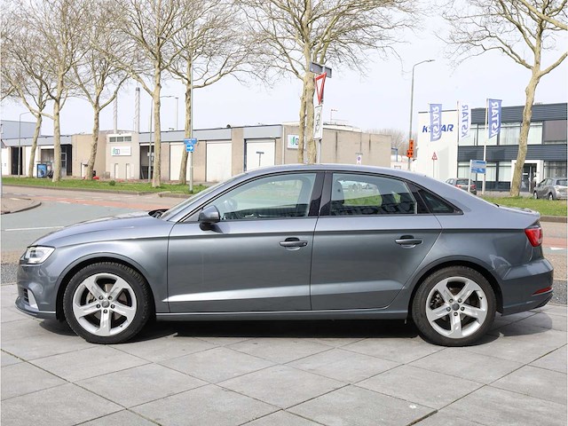 Audi a3 30 tfsi 2017 automaat - afbeelding 12 van  29
