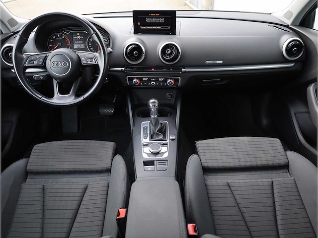 Audi a3 30 tfsi 2017 automaat - afbeelding 4 van  27