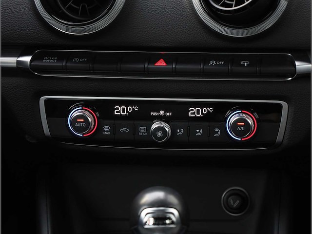 Audi a3 30 tfsi 2017 automaat - afbeelding 8 van  27