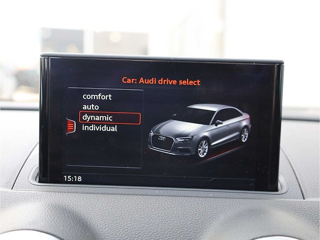 Audi a3 30 tfsi 2017 automaat - afbeelding 9 van  27