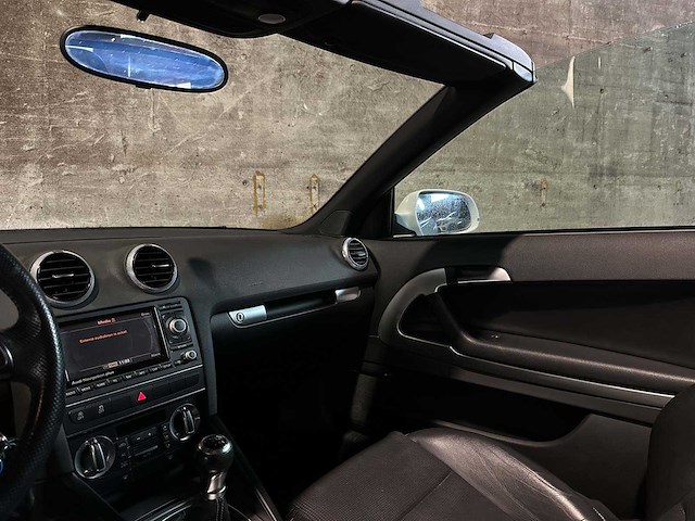 Audi a3 cabriolet 1.2 tfsi ambition pro line s 103pk 2011 (origineel-nl), 77-rhh-1 - afbeelding 11 van  45