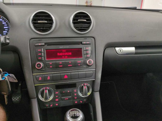 Audi a3 cabriolet 1.4 tfsi amb.pl.bns , s-784-rb - afbeelding 4 van  17