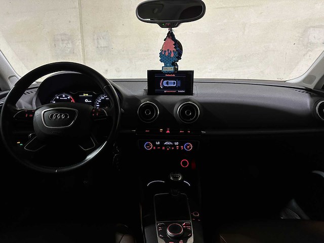 Audi a3 limousine 1.4 tfsi cod ambiente pro line plus 150pk 2015, 5-zfd-12 - afbeelding 13 van  44