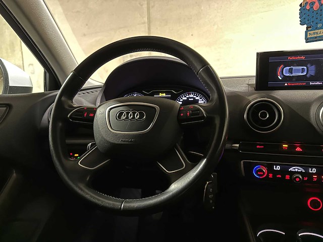 Audi a3 limousine 1.4 tfsi cod ambiente pro line plus 150pk 2015, 5-zfd-12 - afbeelding 14 van  44