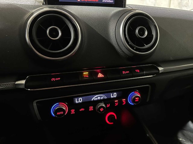 Audi a3 limousine 1.4 tfsi cod ambiente pro line plus 150pk 2015, 5-zfd-12 - afbeelding 17 van  44